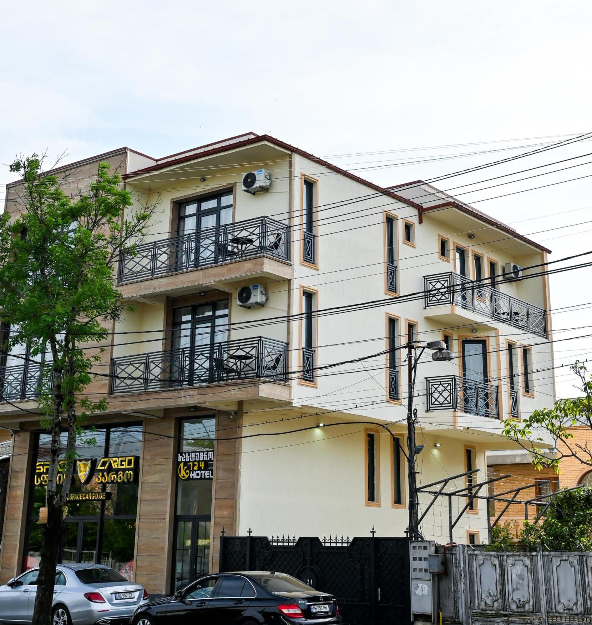 Hotel K124 Kutaisi Ngoại thất bức ảnh